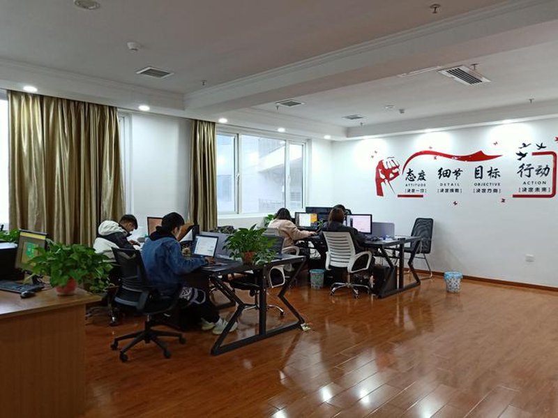 商务信息咨询：洞察市场风向标
